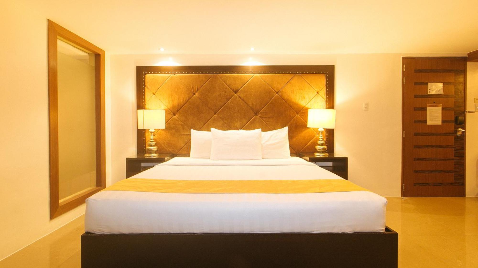 Torre Venezia Suites Quezón by Eksteriør bilde
