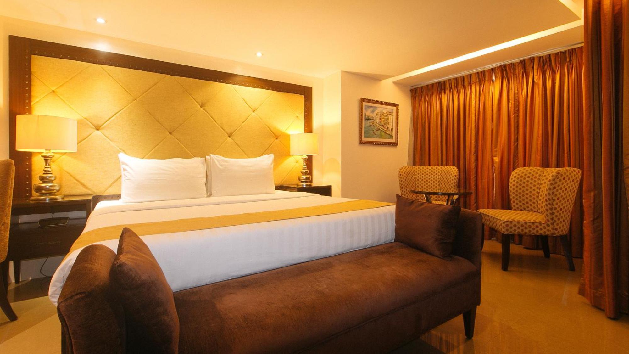 Torre Venezia Suites Quezón by Eksteriør bilde