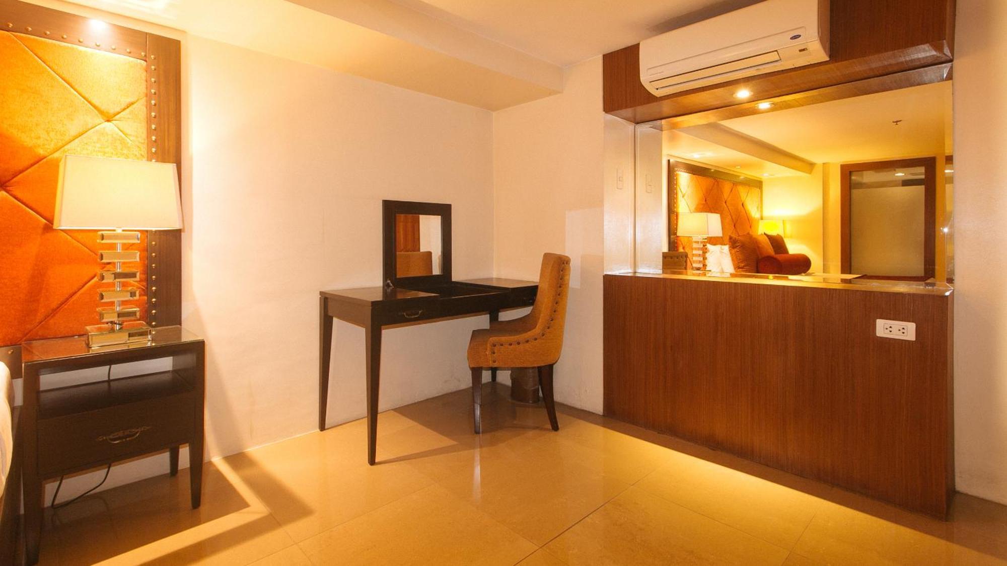 Torre Venezia Suites Quezón by Eksteriør bilde